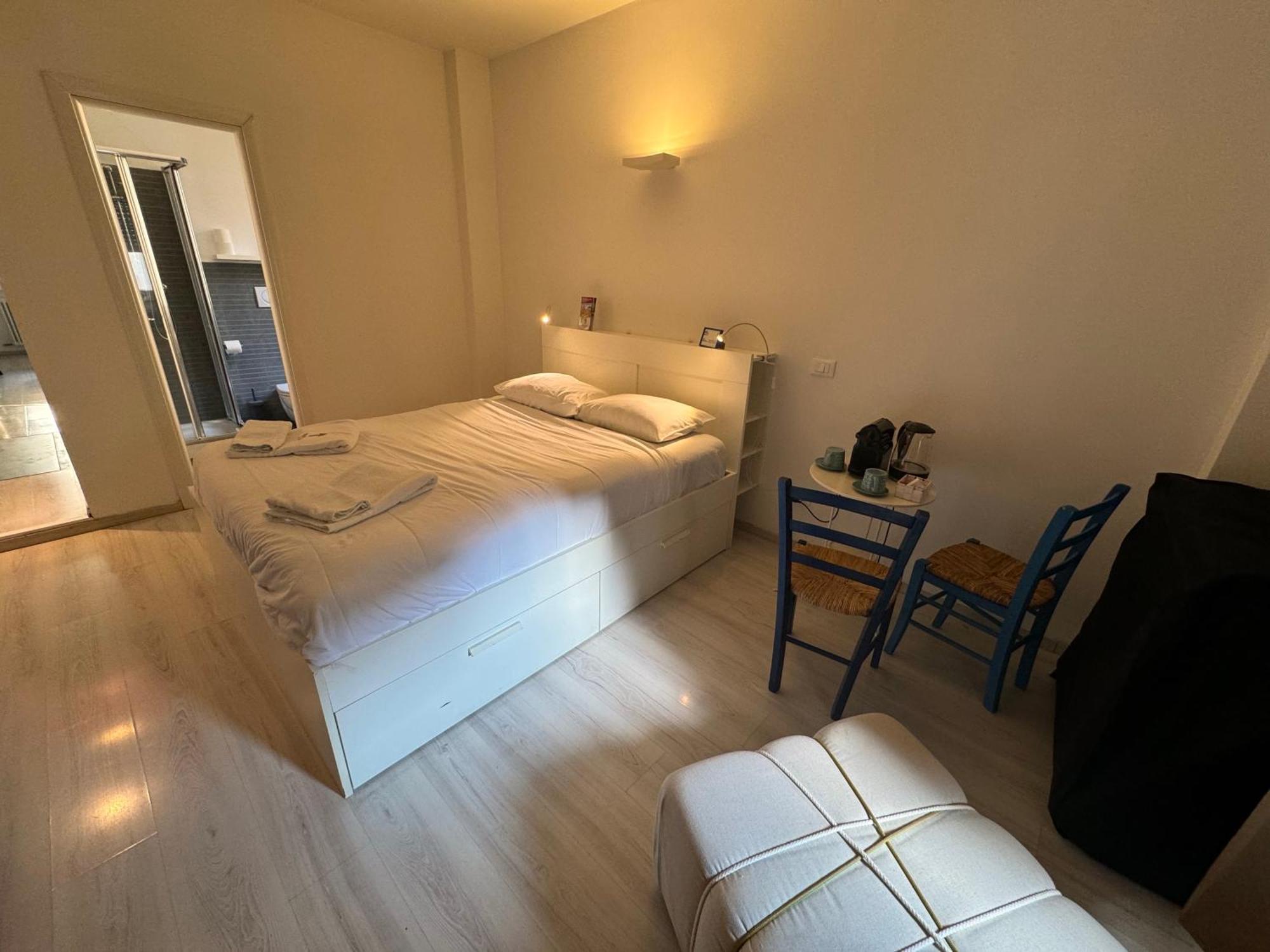 Tiburtina Suites, Casa de hóspedes 2*