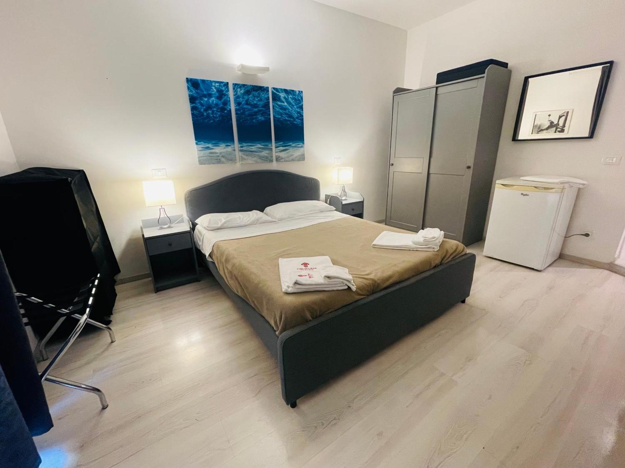 Tiburtina Suites, Casa de hóspedes 2*