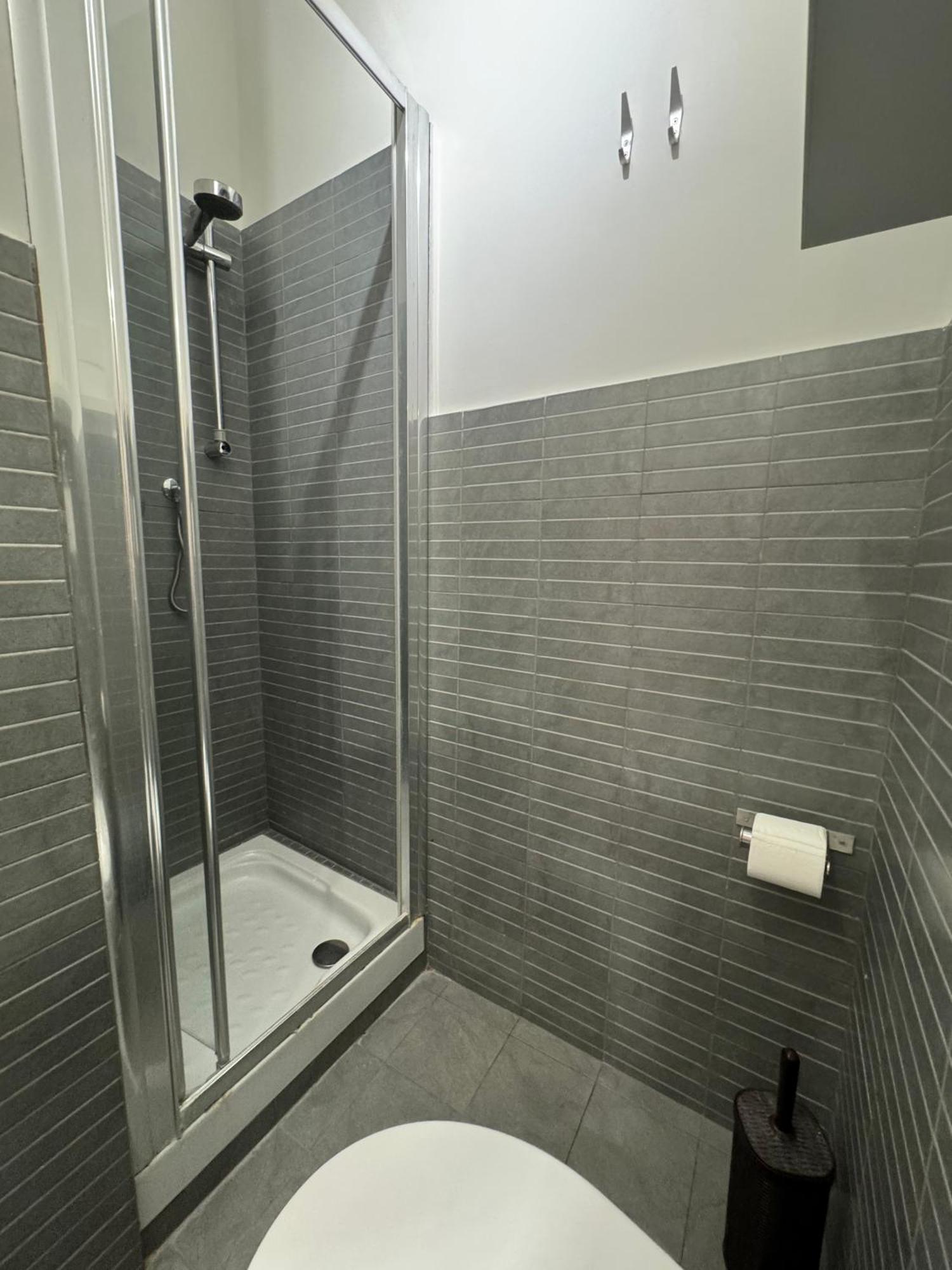 Tiburtina Suites, Casa de hóspedes Roma