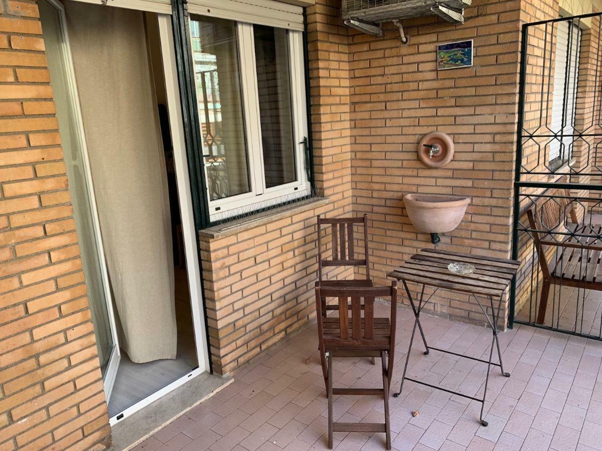 Tiburtina Suites, Casa de hóspedes Roma